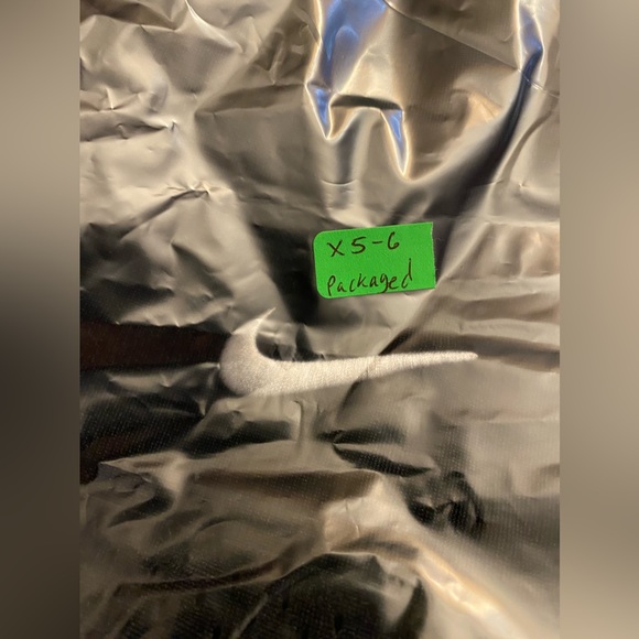 Nike Mens LARGE Football Training Jersey Athletic Sports Summer ADULT Swoosh NEW - Picture 9 of 9